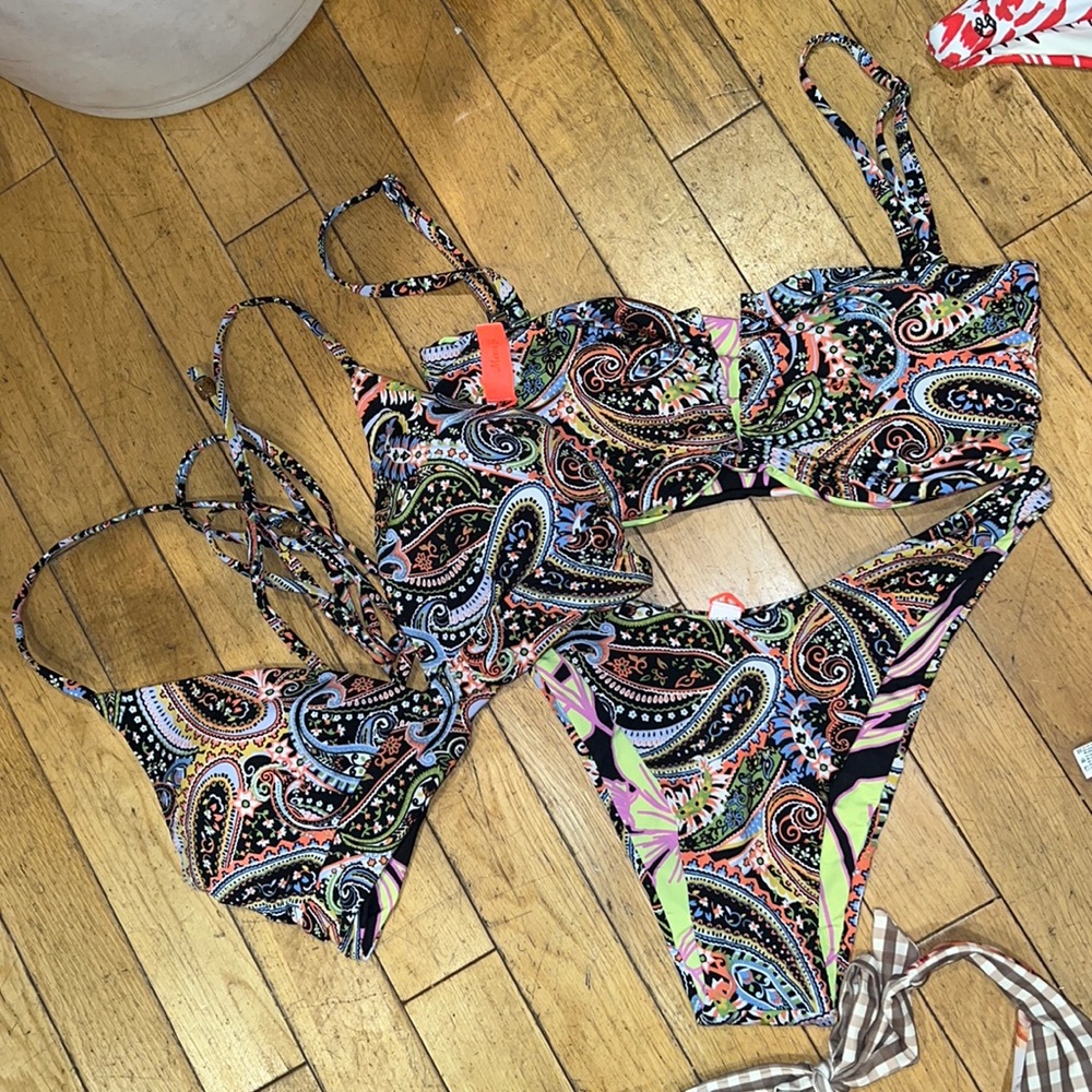 NWOT 3 piece Maaji bikini set